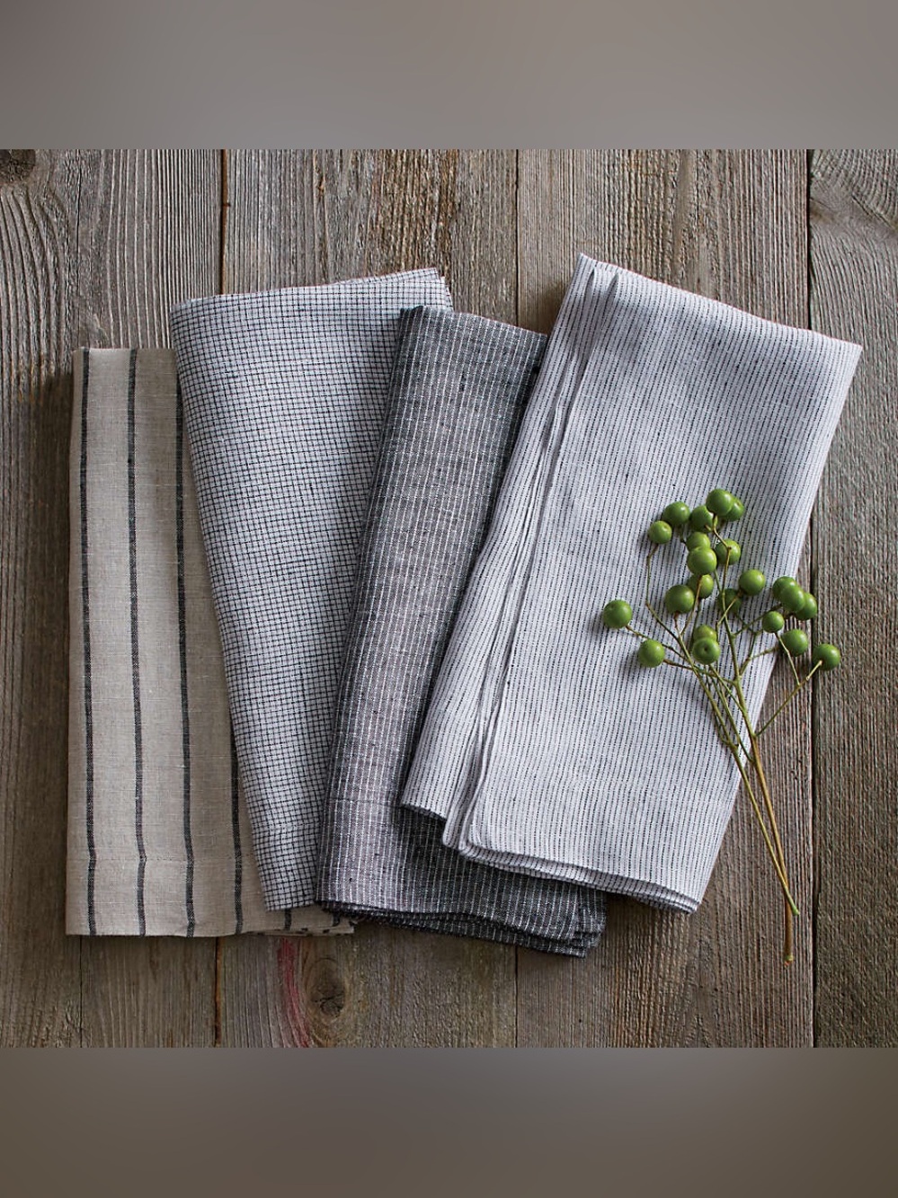 6/Crate&Barrel Linen Cloth Dinner Napkins, 22”/ Set of 6
